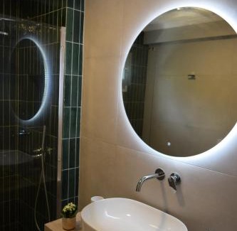Sithonia House | Captain's Home