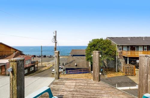 Depoe Bay House | Captain's Quarters - Cabana