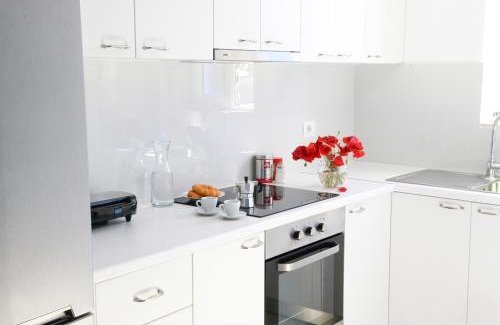 Ksamil Apartment | CAPTAIN'S RESIDENCE