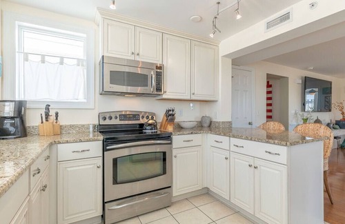 Tybee Island Condo | Captains Watch 17 | 1 Block to Beach, 3 Balconies
