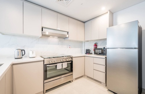 Bur Dubai Apartment | Captivating 1BR Apartment in Al Kifaf 1 Residences East, Bur Dubai by Deluxe Holiday Homes