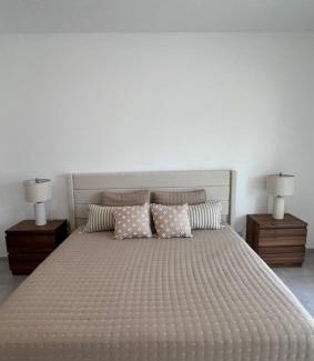 Benito Juarez Villa | Caracoles Homes