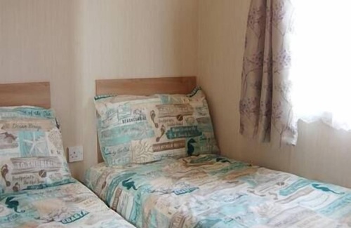 Tywyn RV Rental | CARAVAN 20 NEPTUNE HALL