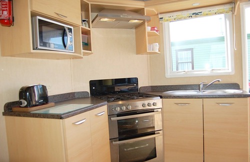 Tywyn House | Caravan 251 Bryn Y Mor Beach Side Park