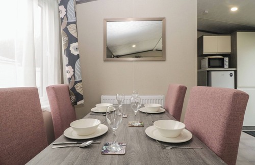 Plymouth Cottage | CARAVAN 7, family friendly, country holiday cottage in Plymouth