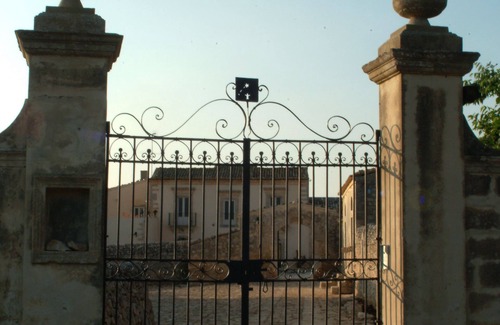 Ragusa Villa | Carcara Estate - Stone House