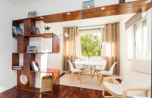 Lombos Apartment | Carcavelos Beach Apartment