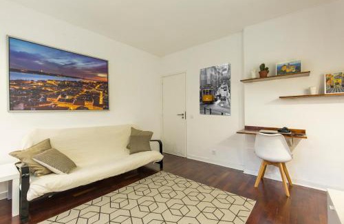 Lombos Apartment | Carcavelos Beach Apartment
