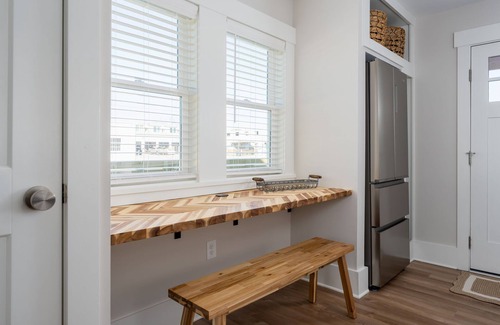 Wilmington Cottage | Cargo District Cottage - Brand New - Wilmington