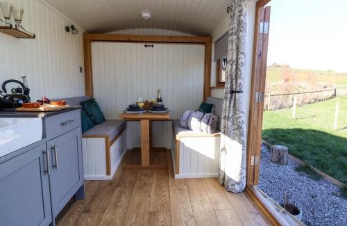 Gwaenysgor Near Prestatyn House | Cariad Bach