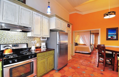 Governor's Harbour Apartment | Caribbean Sea and Atlantic Ocean Views/Near Twin Cove Beach/Tropical Oasis