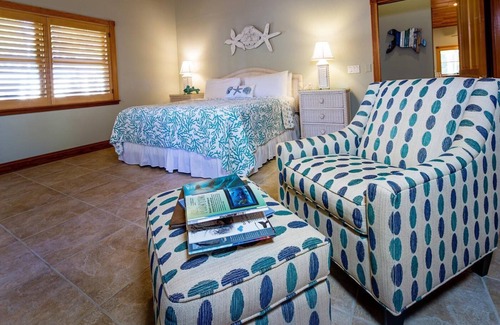 Islamorada Resort | Caribbean-Style Family Home w/Full Kitchen, WiFi, Grill, & Outdoor Veranda