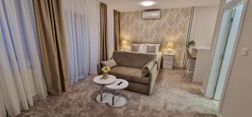 Kosancicev Venac Apartment | Carice Milice Old Town Residence