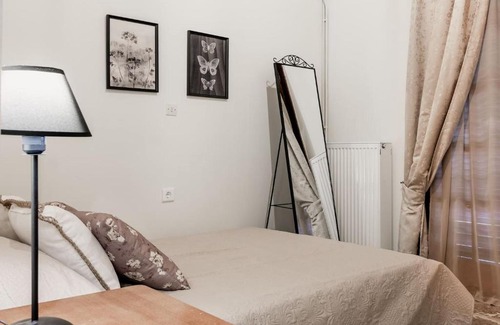 Nafplio Villa | Carlo Vivari House
