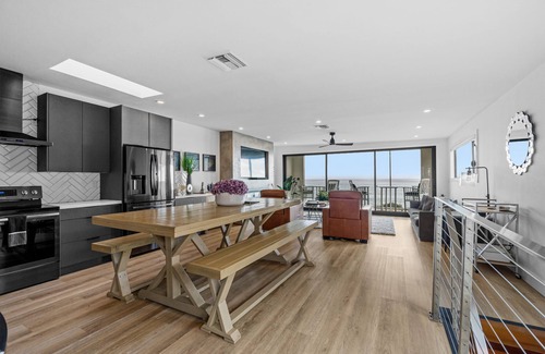 Carlsbad House | Carlsbad Beachfront Home W Hot tub
