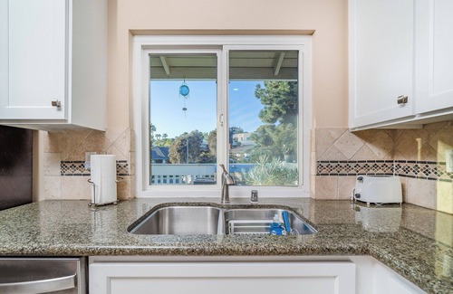 Carlsbad House | Carlsbad Lagoon Beach Serenity
