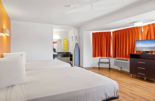 Carlsbad Village Hotel | Carlsbad Village Inn