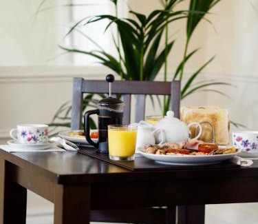 South Cliff House | Carlton House Scarborough