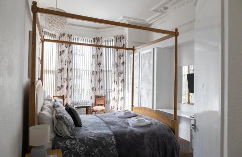 South Cliff House | Carlton House Scarborough