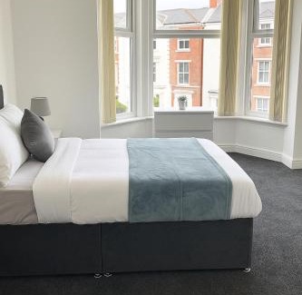 Wolverhampton House | CARLToN VILLAS