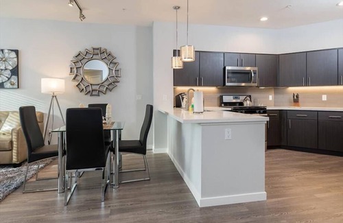 Carmel Valley Apartment | Carmel Valley 1BR| Gym & Pilate Studio | CA
