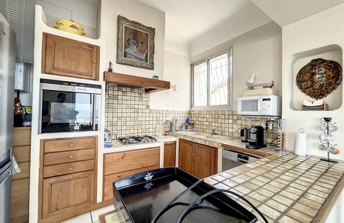 Carnon-Plage Apartment | Carnon F4 Apartment with terrace, parking, air conditioning, wifi, beach access