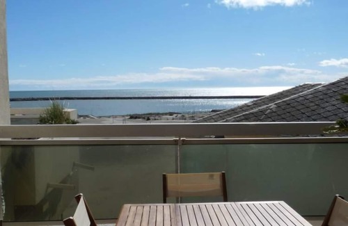 Carnon-Plage Apartment | Carnon Plage Apartment 1st line of sea, ideal for beach lovers and water sports