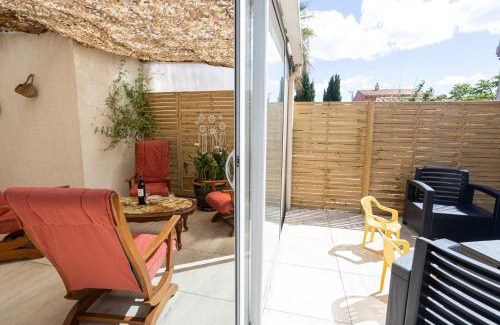 Carnon-Plage Villa | Carnon-Plage, Beach House