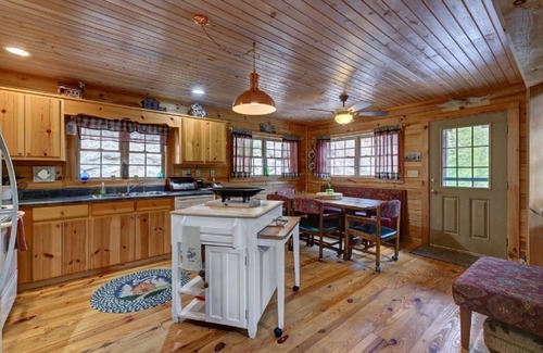 Cashiers Cabin | Carolina Cabin - Log Cabin in the Mountains!