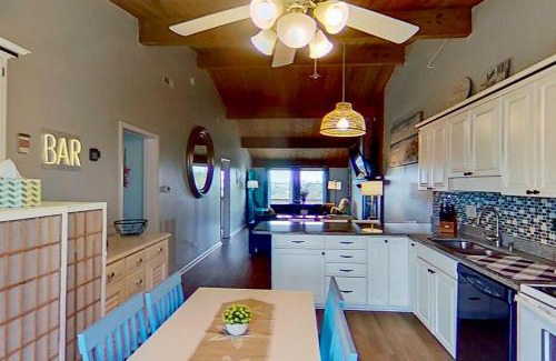 Atlantic Beach House | Carolina Coasting