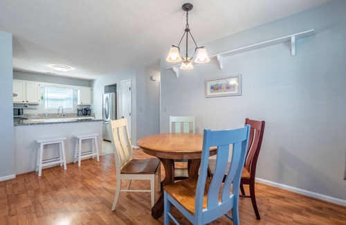 North Carolina Coast House | Carolina Cottage | Pet Friendly + Fenced Yard!