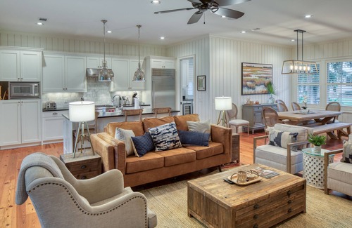 Bluffton House | Carolina Rose - Wilson Village 5 Bedroom Sophisticated Lowcountry Cottage