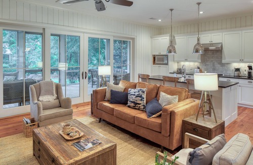 Bluffton House | Carolina Rose - Wilson Village 5 Bedroom Sophisticated Lowcountry Cottage