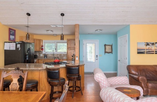 Dale House | Carolina Sunrise - Private Beach & Gorgeous Views