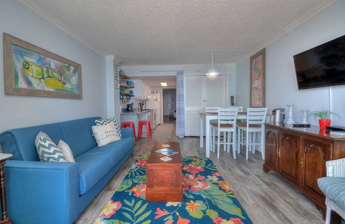 Myrtle Beach Condo | Carolina Winds 1007 - 1 Bedroom Condo - Oceanview Unit - Pools, Hot Tub, Lazy River, Kiddie Pool, Game Room, & Restaurant