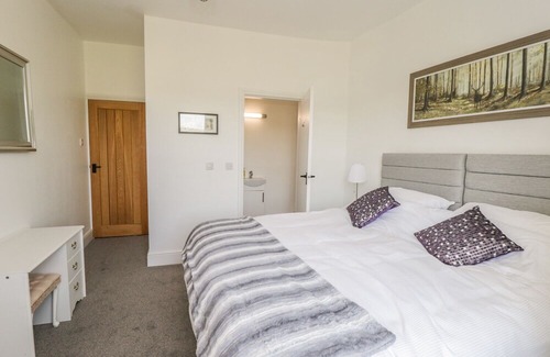 Blackburn House | Carr House, CLAYTON LE DALE