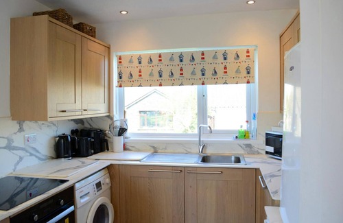 Newport Cottage | Carreg Coetan Cottage, Newport