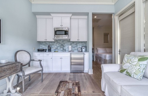 Rosemary Beach Cottage | Carriage House! STEPS from Rosemary Tennis Courts!