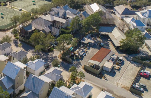 Rosemary Beach Cottage | Carriage House! STEPS from Rosemary Tennis Courts!