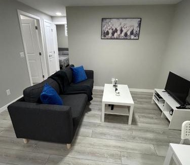 Calgary Apartment | Carssies Place