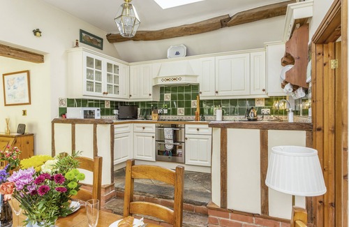 Paxford Cottage | Carters Barn - a converted barn that sleeps 6 guests in 3 bedrooms