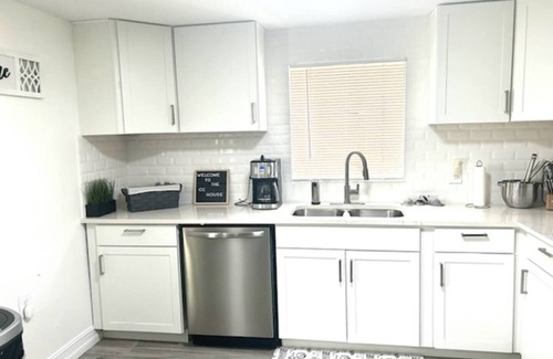 Carver City - Lincoln Gardens House | Carver City House of Tampa, FL.