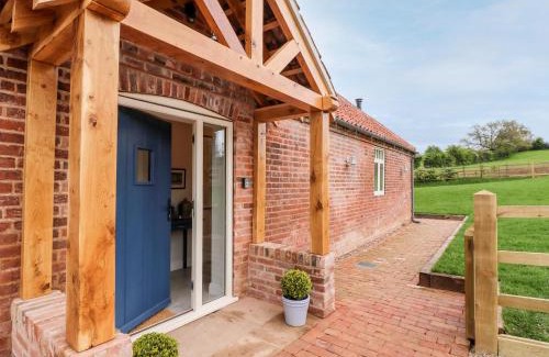 Kneesall House | Carver's Rest