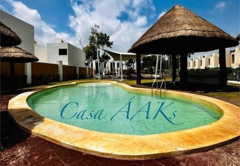 Puerto Juarez House | Casa ÁAKs