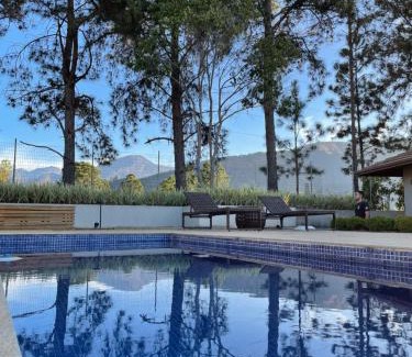 Teresopolis House | Casa 09 Monte Boa Vista - Refúgio com Piscina Privativa, Sauna e Vista das Montanhas