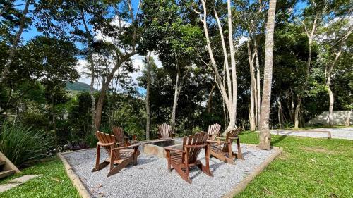 Teresopolis House | Casa 13 Floresta Boa Vista - Casa Espetacular com 6 Quartos e Arquitetura Única