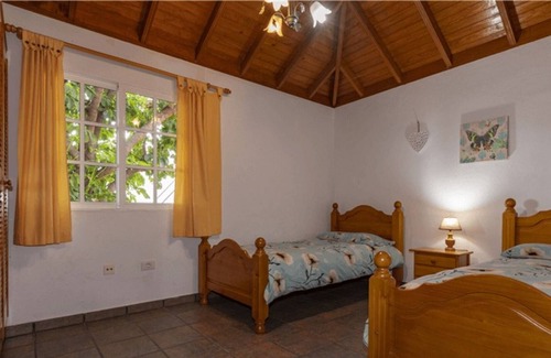 Los Llanos de Aridane Cottage | Casa 2 dormitorios con Wifi y piscina privada