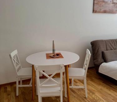 Zvornik Apartment | Casa 20 Cozy New Apartment in Central Zvornik Near Border and Airports