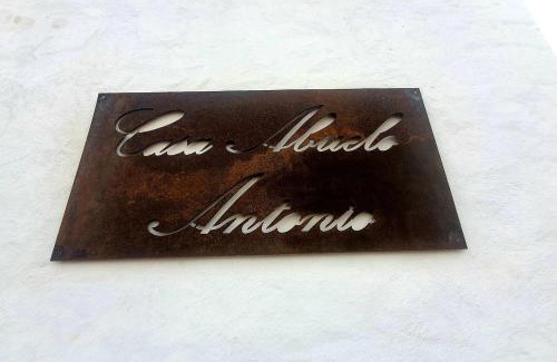 Los Lagos House | Casa Abuelo Antonio