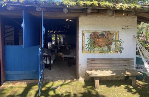 Lagoinha House | Casa Aconchegante, a 50 Metros da Praia, Proj. Arquiteto Paulo Mendes da Rocha